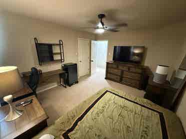 Fully Furnished Room For Rent