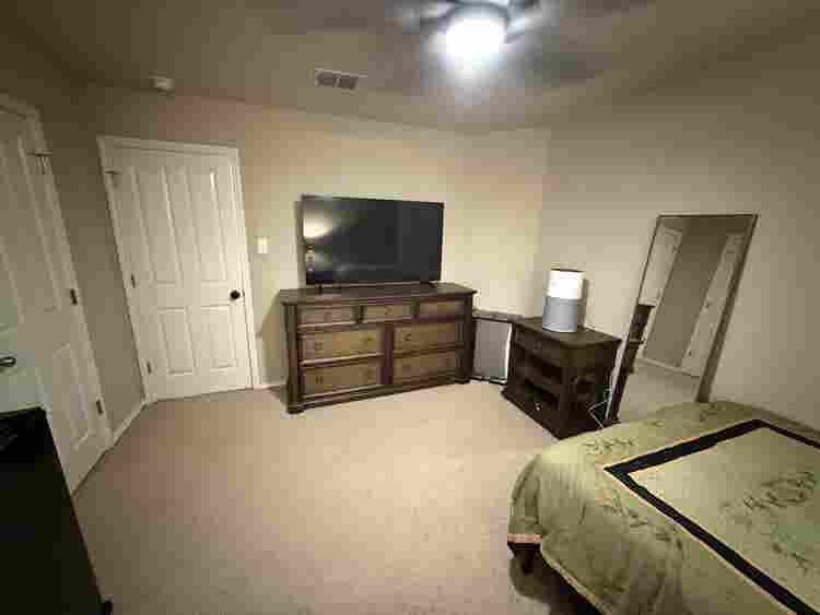 Fully Furnished Room For Rent