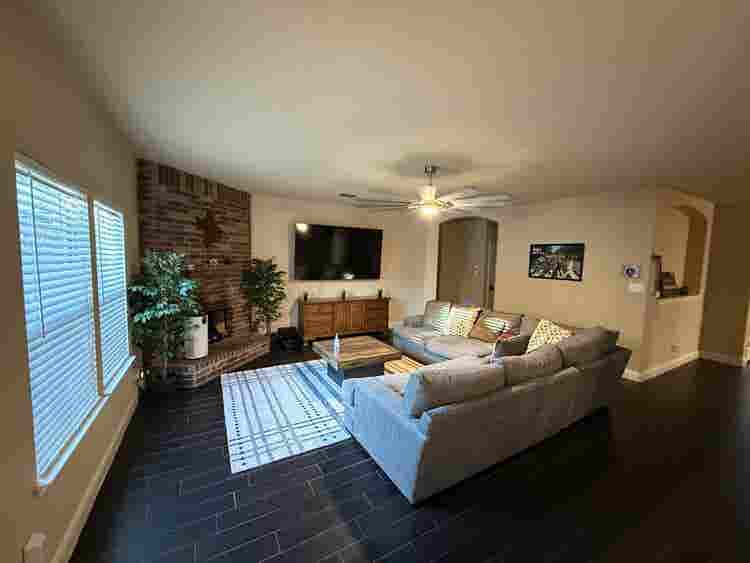 Fully Furnished Room For Rent