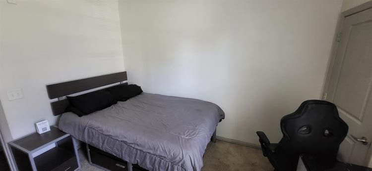 Sublease Off-Campus Housing