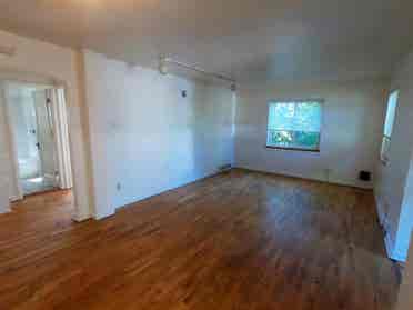 Lease take over ASAP