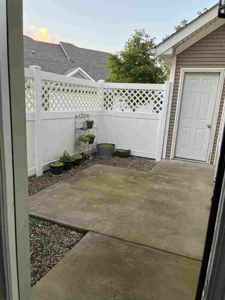 ✨
Immediate Move In Available ✨