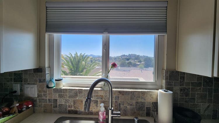 1 room and bathroom for rent