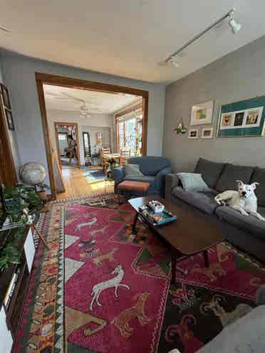 Seeking 
roommate in Logan Square