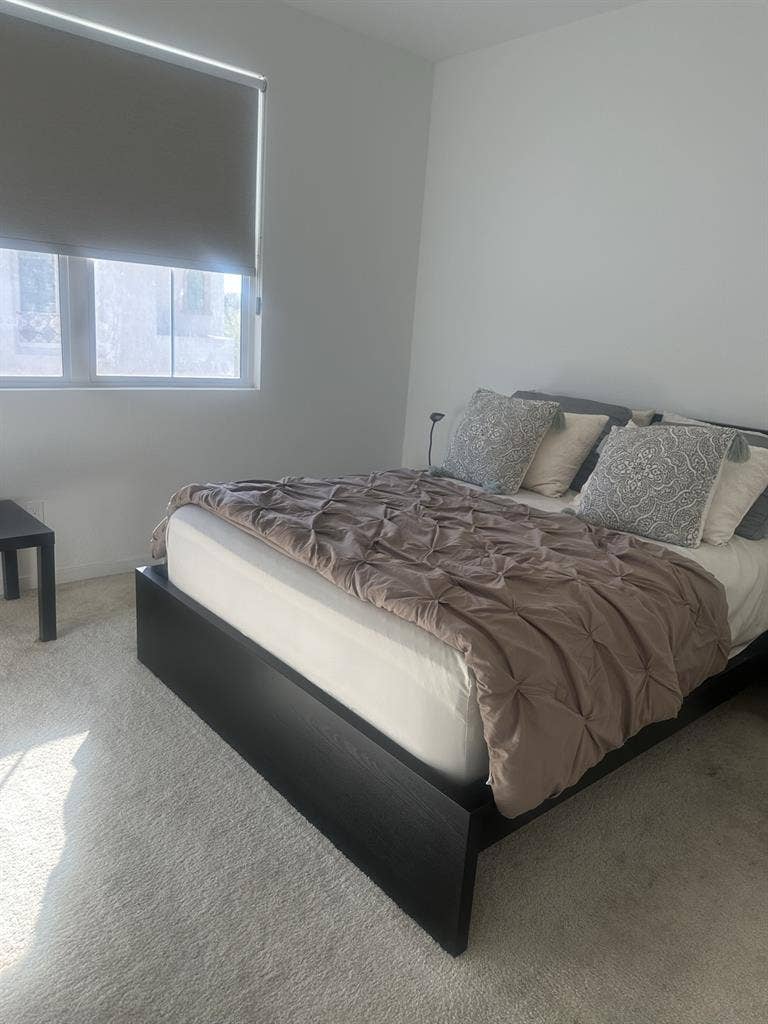 Furnished Bedrooms private Bathroom