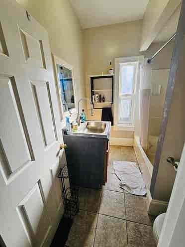 Spacious room | Federal Hill