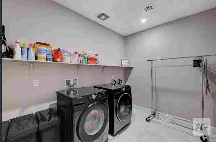 Beautiful, spacious and clean home