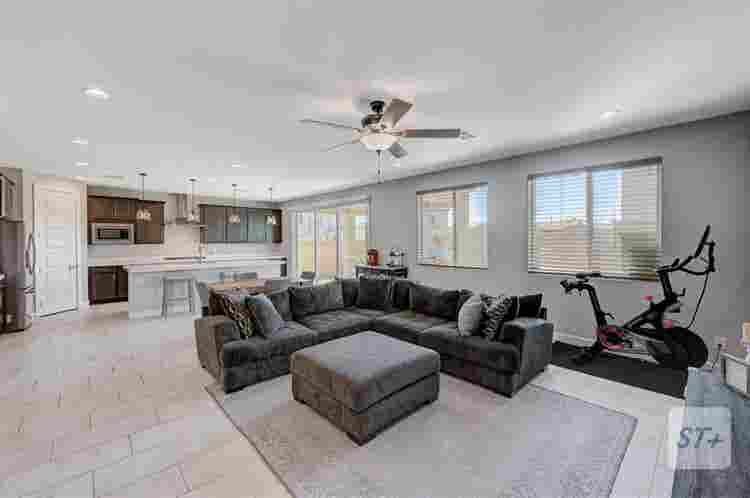 Beautiful, spacious and clean home
