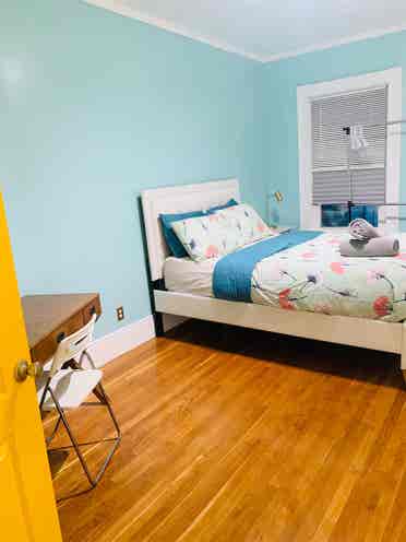 Nice large room in Federal Hill