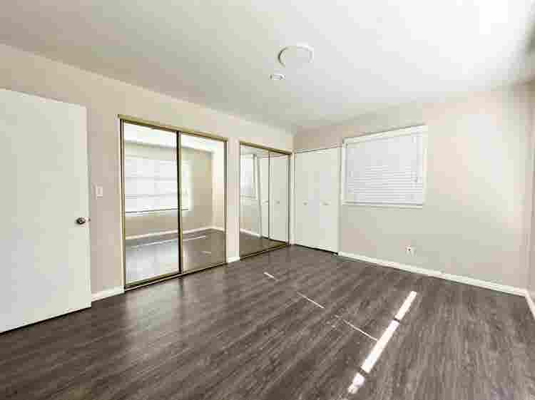 Primary Bed and Private Bath