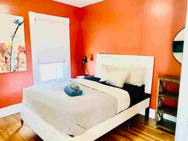 Nice room in Fed Hill Downtown
