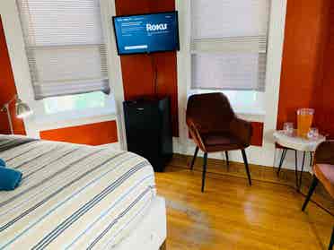 Spacious room|Federal Hill Downtown