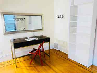 Spacious room|Federal Hill Downtown