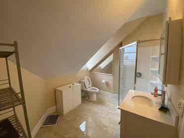 Big room in Federal Hill Downtown