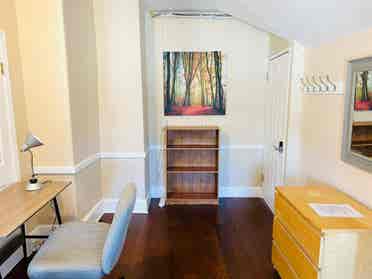 Big room in Federal Hill Downtown