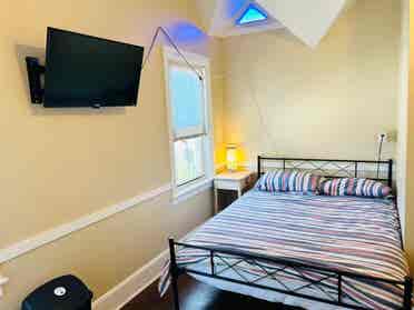 Big room in Federal Hill Downtown