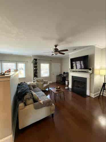 2 story townhome, bath