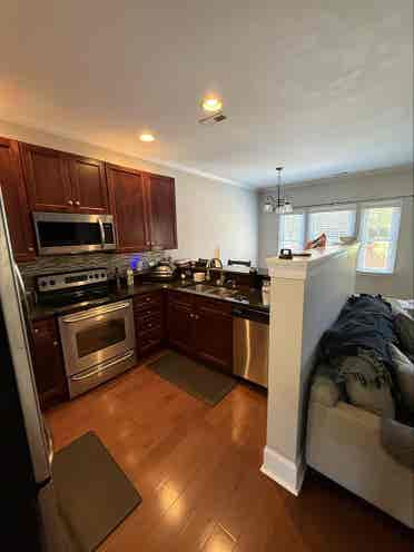 2 story townhome, bath