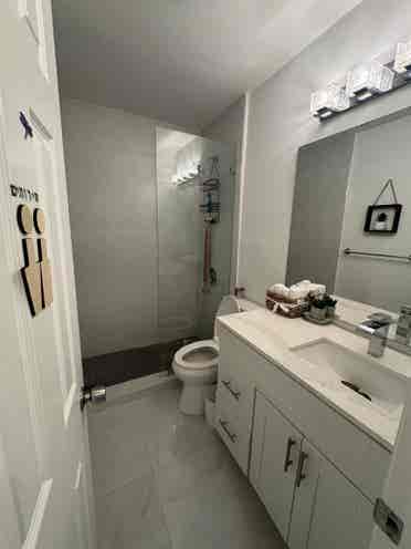 Beautiful house with 1 female only