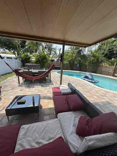 Beautiful house with 1 female only