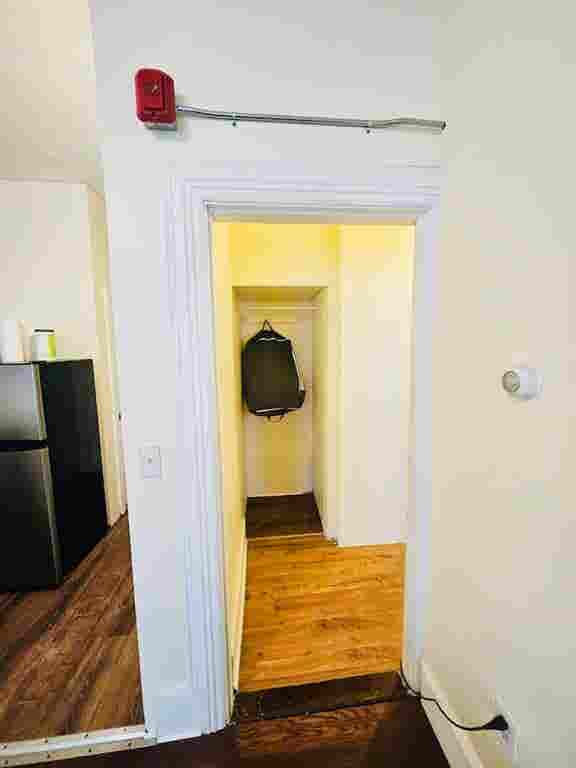 Nice apt near Whole Foods BrownUniv