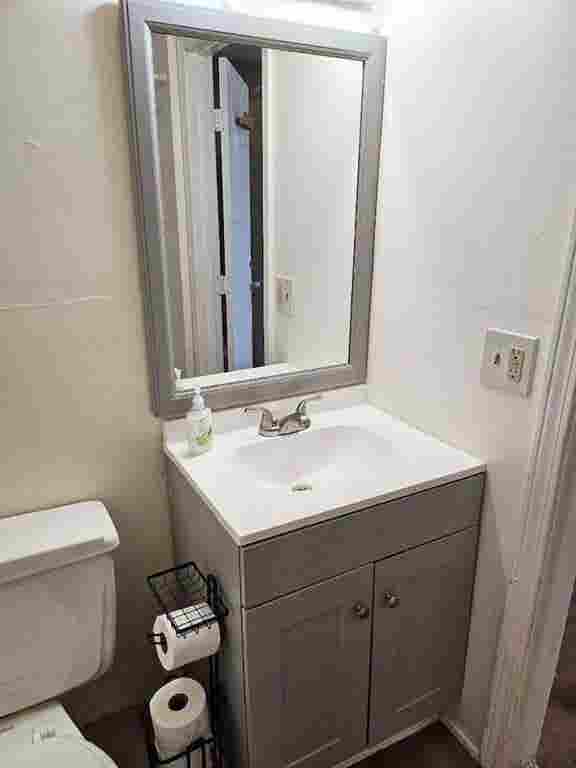 Apartment near Whole Foods Brown St