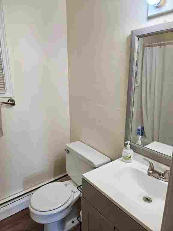 Apartment near Whole Foods Brown St
