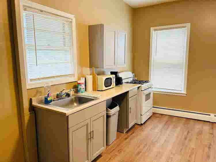 Apartment near Whole Foods Brown St