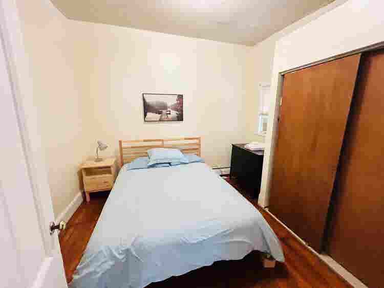 Apartment near Whole Foods Brown St