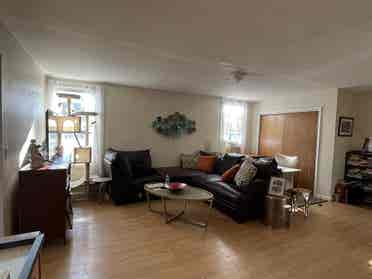 Looking for a female roommate!