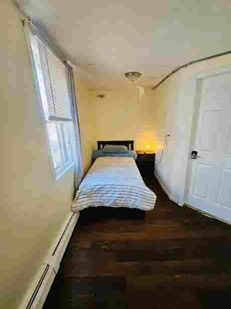 Cozy 2 bed near Downtown