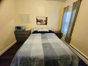 Cozy 2 bed near Downtown