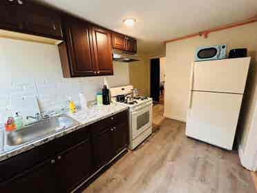 Cozy 2 bed near Downtown