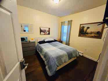 Cozy 2 bed near Downtown