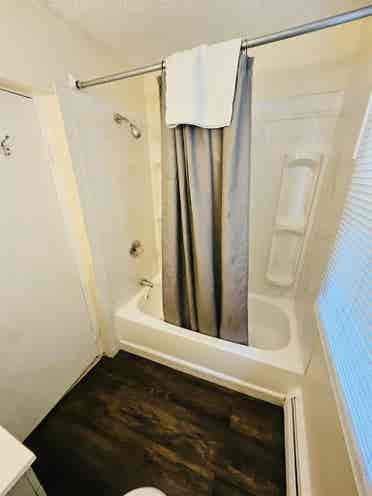 Cozy 2 bed near Downtown