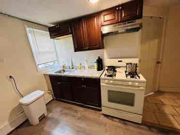 Cozy 2 bed near Downtown