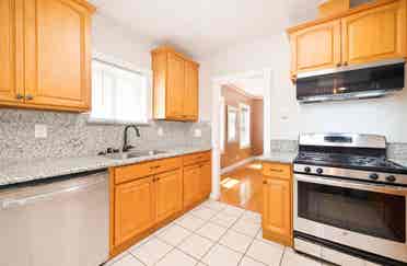Land Park room for rent