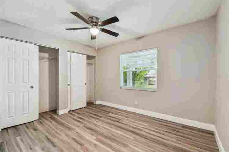 Room Available in Central Pinellas