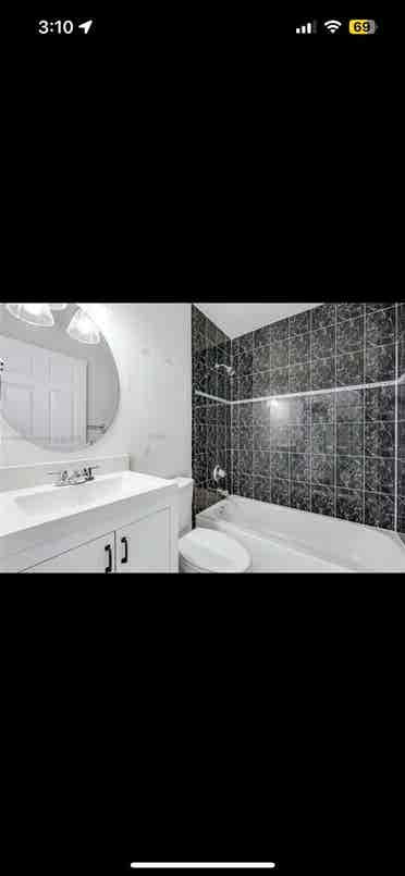 Room w/ own bathroom Coral Gables!
