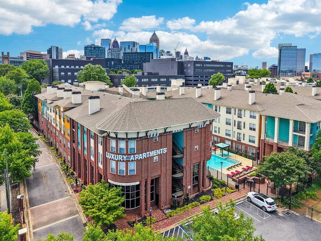 2-Bedroom in Midtown Atlanta
