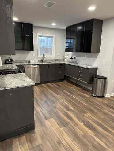 Fully Renovated Private Studio