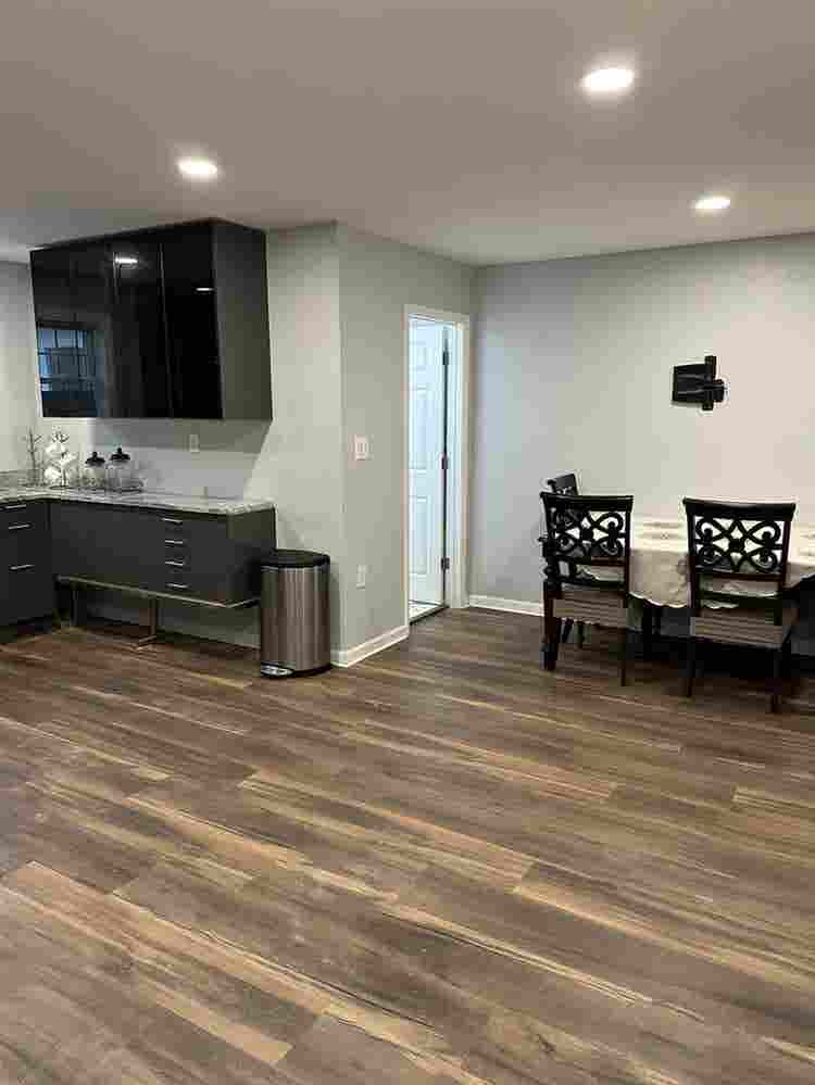 Fully Renovated Private Studio