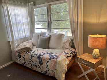 🏡Female Roommate Wanted ☮️