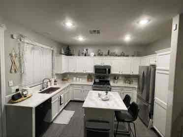 Looking for a roommate