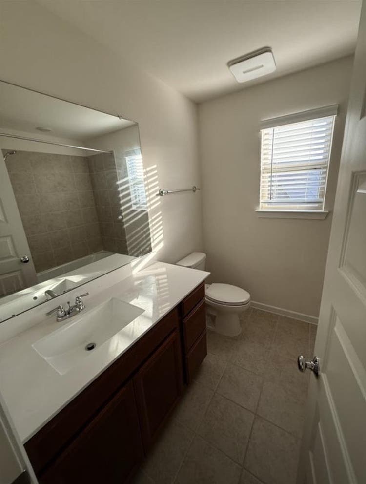 Renting 1 bedroom in Richmond $