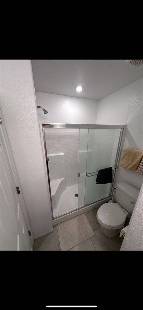 Master bedroom for rent!!