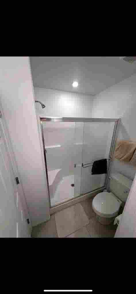 Master bedroom for rent!!