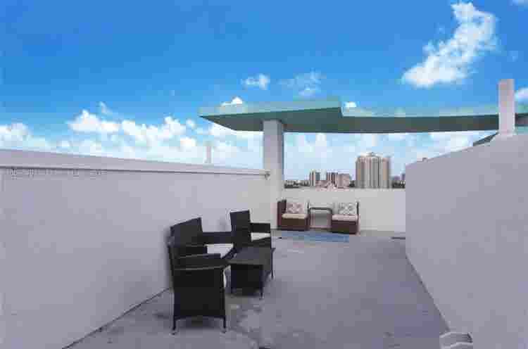 Penthouse Room