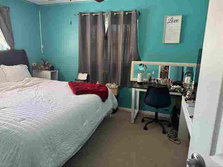 Fully furnished room with a pool!