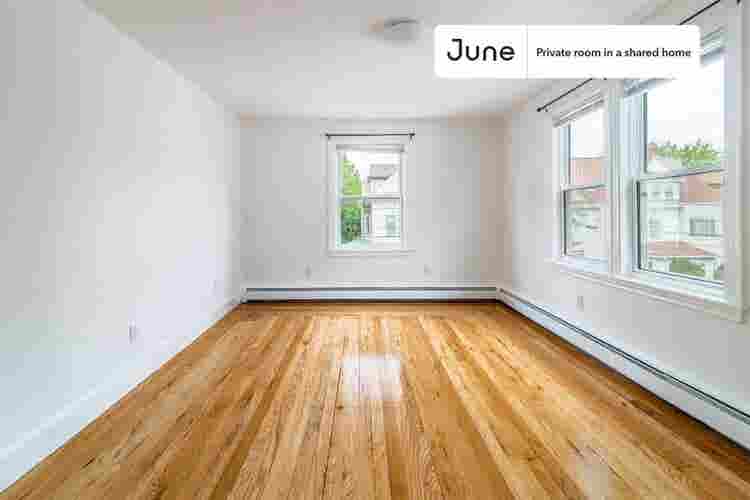 7 BR in Boston